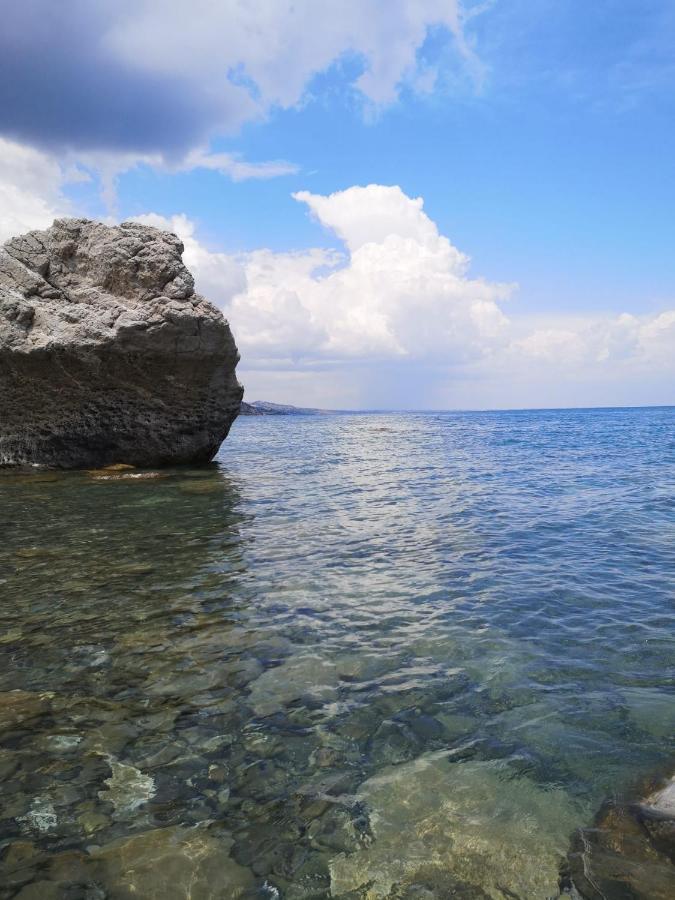 Sulle Orme Di Federico II Appartement Rocca Imperiale Buitenkant foto